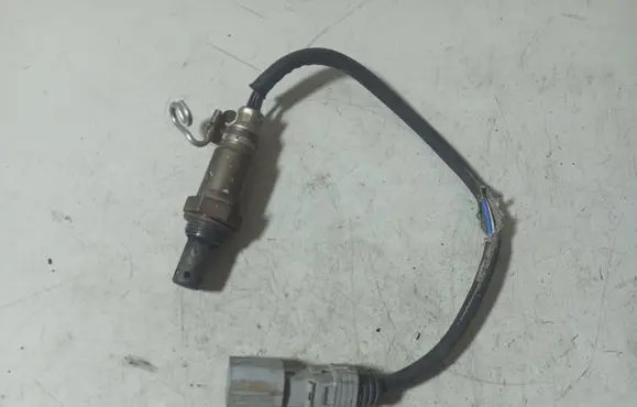 Toyota Avensis T250 Lambda probe sensor 894672007