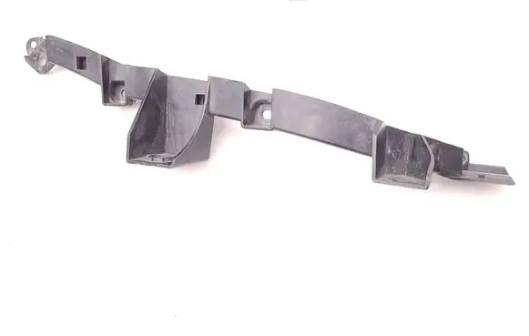 Front bumper mounting bracket