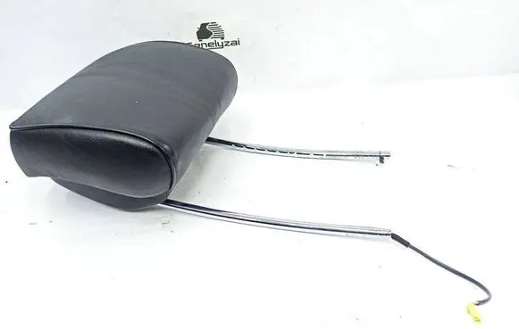 Mercedes-Benz R W251 Front seat headrest 075914311 002214611