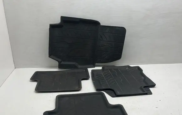 Renault Captur Car floor mat set 8201403696