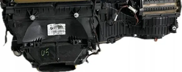 Interior heater climate box assembly