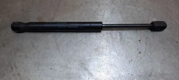 Volvo XC70 Holder (bracket) 