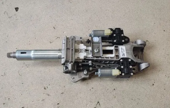 Mercedes-Benz GLC X253 C253 Steering wheel axle A2534604200