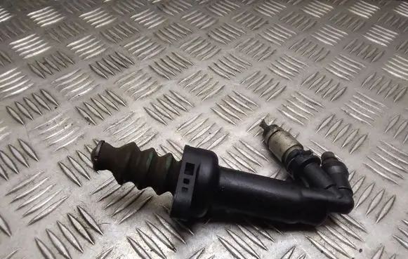 Audi A2 Clutch slave cylinder 6Q0721261