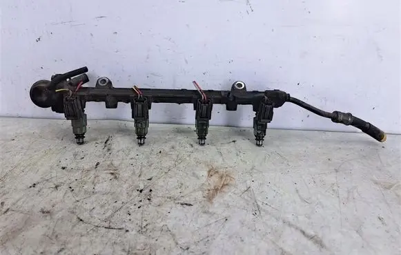 Mitsubishi Carisma Fuel main line pipe 