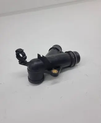 Jaguar F-Pace Engine coolant pipe/hose G4D38A544AA