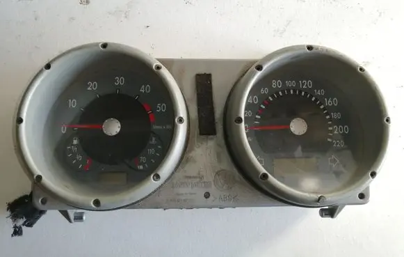Volkswagen Polo III 6N 6N2 6NF Speedometer (instrument cluster) 6N0920804P