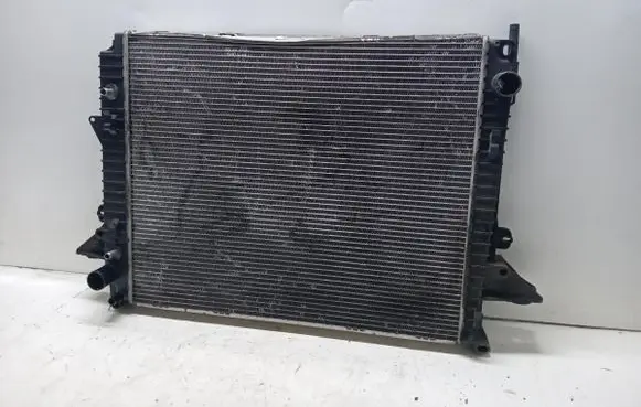 Land Rover Discovery 3 - LR3 Coolant radiator PCC500112