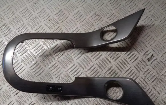 Chevrolet Cruze Gear shifter surround trim plastic 202009174 94565212