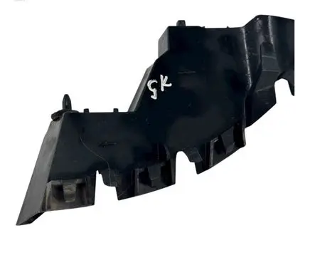 Rear bumper mounting bracket