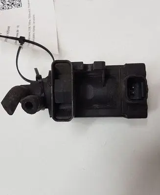 Citroen C4 I Picasso Turbo solenoid valve 9660693180