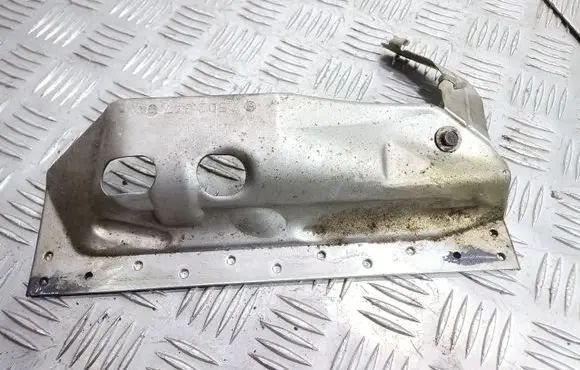 BMW 3 E46 Heat shield in engine bay 7502347