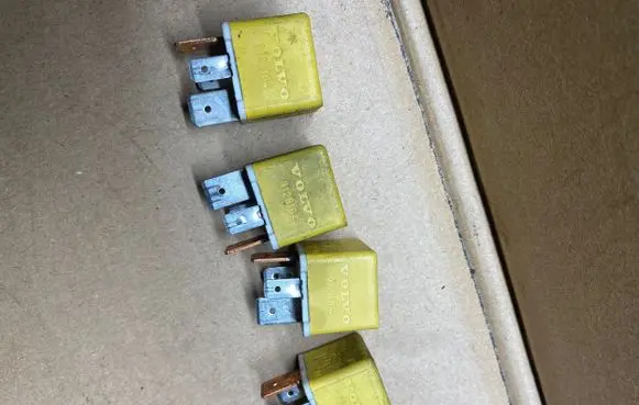 Volvo S70 V70 V70 XC Other relay 9128164