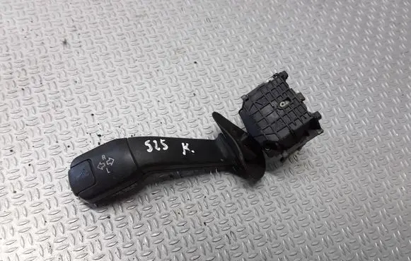 BMW 5 E39 Indicator stalk 8352172