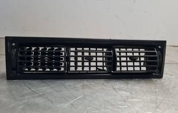 Volkswagen Transporter - Caravelle T4 Dash center air vent grill 7D1819703A 7D2819703A