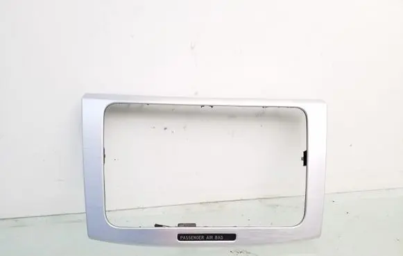 Volkswagen PASSAT B6 Radio/GPS head unit trim 3C0858069AG 3C0919234A
