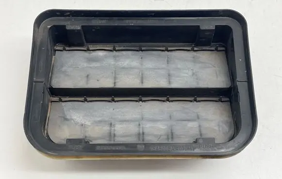 Honda Civic X Quarter panel pressure vent 75450TBAA010M1