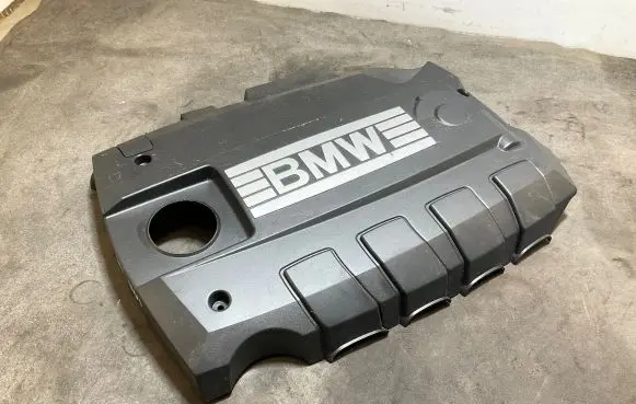 BMW 1 E82 E88 Engine cover (trim) 7566614 17491511