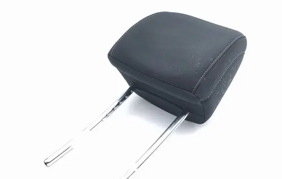 Maserati Quattroporte Front seat headrest