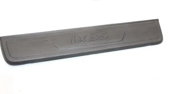 Hyundai ix35 Front sill trim cover 858732Y100