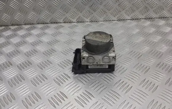 Renault Megane II ABS Pump 8200527390