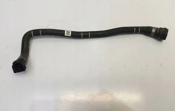BMW 2 F22 F23 Engine coolant pipe/hose 8673993