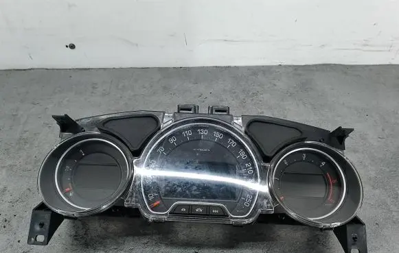 Citroen C5 Speedometer (instrument cluster) 9665560480