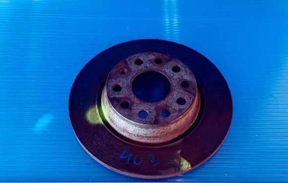 Volkswagen PASSAT B6 Rear brake disc