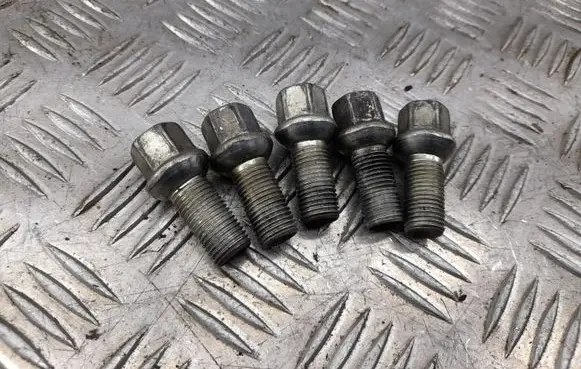 Audi A3 S3 8V Nuts/bolts 