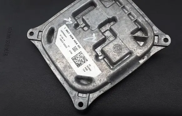 Peugeot 308 Headlight ballast module Xenon 130732940400