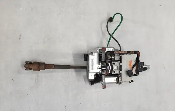 Steering wheel axle set