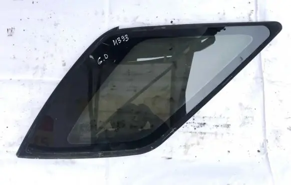 KIA Sorento Rear side window