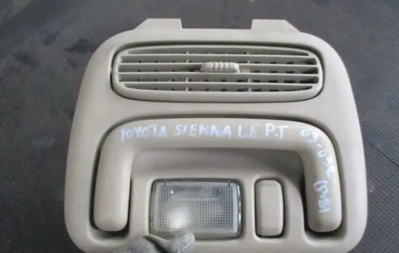 Toyota Corolla E120 E130 Front seat light
