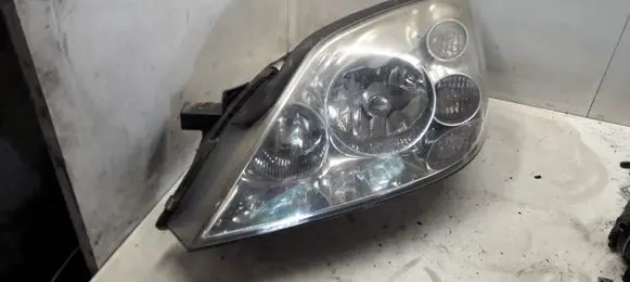 Nissan Primera Headlight/headlamp 26060AU810