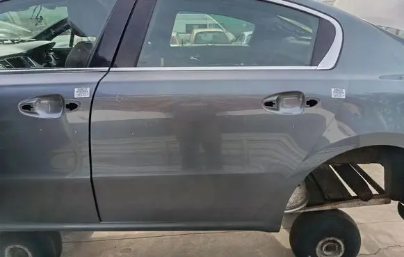Peugeot 508 RXH Rear door