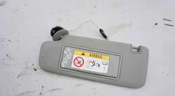 Opel Astra K Sun visor