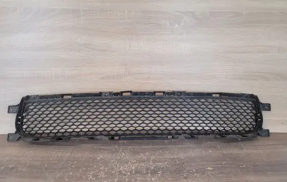 Dodge Durango Front bumper lower grill 68320617AA 65551