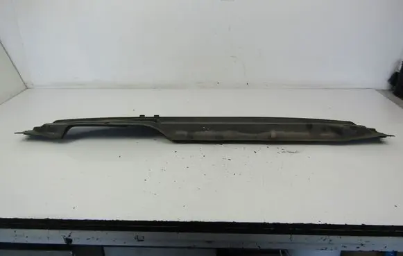 Ford Focus C-MAX Wiper trim 