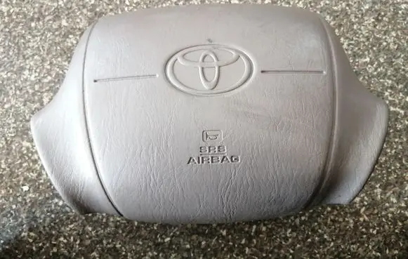 Toyota Avalon XX20 Steering wheel airbag