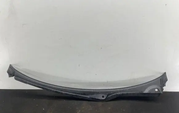 Audi A7 S7 4G Wiper trim 4G8819403
