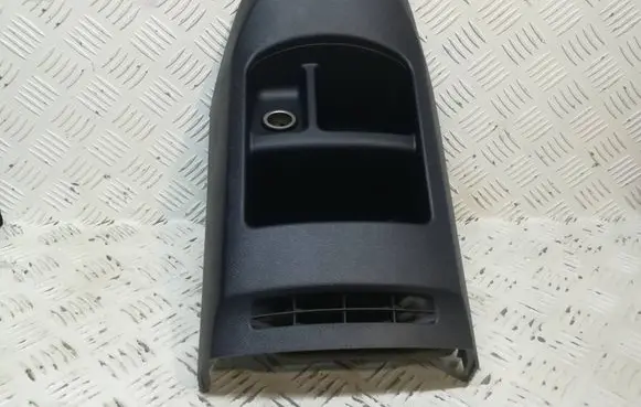 Honda CR-V Cigarette lighter trim rear 77290SWAA01020 77290SWAG012M1