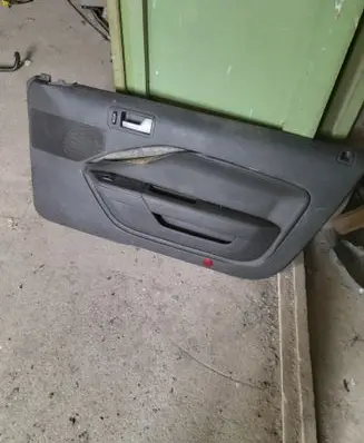 Ford Mustang V Front door card panel trim