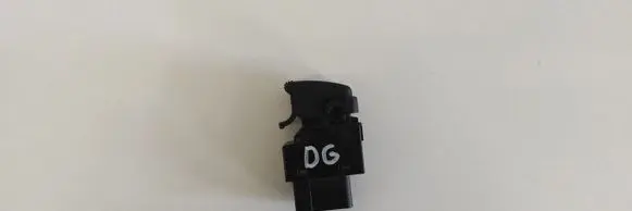 KIA Sorento Electric window control switch