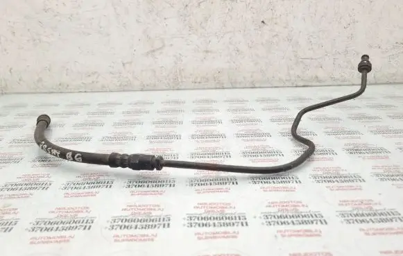 Volkswagen PASSAT B6 Clutch pipe/line 