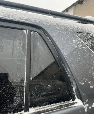 Toyota 4 Runner N210 Rear vent window glass 