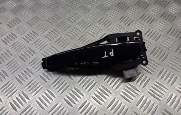 Opel Zafira B Rear door exterior handle