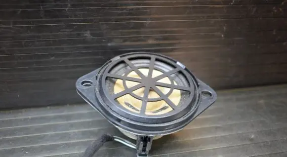 Audi A4 S4 B8 8K Panel speaker 