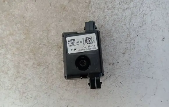 BMW 3 F30 F35 F31 Antenna control unit SY923146602 10859410