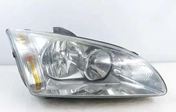 Ford Focus Headlight/headlamp 