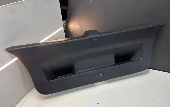 Volkswagen Polo V 6R Tailgate trim 6R6867601A